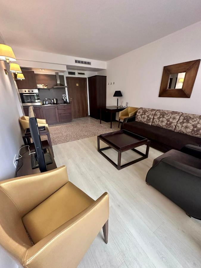 Hotel Barcelo Royal Beach - Apartaments ساني بيتش المظهر الخارجي الصورة